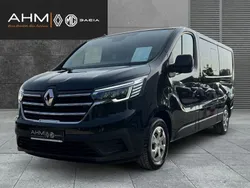 Schwarz Gebraucht 2023 Renault Trafic Van | 36.990 € (Fairer Preis)