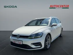 Pure white Gebraucht 2019 VW Golf VII Highline Kombi | 20.500 € (Fairer Preis)