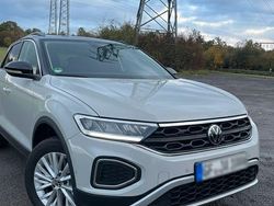 Beige Gebraucht 2024 VW T-Roc SUV | 20.599 € (Guter Preis)