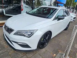 Weiß Gebraucht 2017 Seat Leon FR Limousine | 16.990 € (Etwas zu teuer)