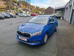 Blau Gebraucht 2022 Skoda Fabia Ambition Kleinwagen | 15.370 € (Fairer Preis)
