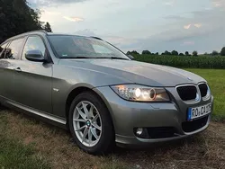 Grau Gebraucht 2010 BMW 318 Kombi | 5.990 € (Etwas zu teuer)