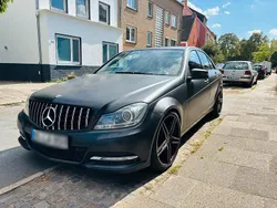 Schwarz Gebraucht 2011 Mercedes C220 Limousine | 7.000 € (Teuer)