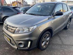 Grau (metallic) Gebraucht 2016 Suzuki Vitara Comfort SUV | 14.999 € (Fairer Preis)