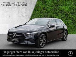 Kosmosschwarz Gebraucht 2024 Mercedes A200 Progressive Limousine | 29.980 € (Fairer Preis)
