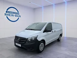 Arktikweiss Gebraucht 2022 Mercedes Vito Van / Kleinbus | 20.900 €
