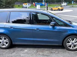 Blau Gebraucht 2018 Ford Galaxy Titanium Van / Kleinbus | 22.990 € (Superpreis)