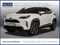 Weiß Gebraucht 2024 Toyota Yaris Cross Team SUV | 25.444 € (Guter Preis)