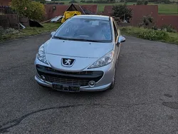 Silber Gebraucht 2007 Peugeot 207 Kleinwagen | 1.749 € (Guter Preis)