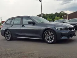 Grau Gebraucht 2021 BMW 330e Sport Line Kombi | 21.999 € (Guter Preis)