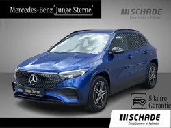 Blau Gebraucht 2024 Mercedes EQA300 AMG line SUV | 37.350 € (Fairer Preis)