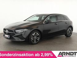 Kosmosschwarz Gebraucht 2024 Mercedes A200 Progressive Limousine | 27.784 € (Fairer Preis)