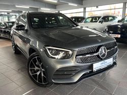 Grau Gebraucht 2020 Mercedes GLC300e AMG SUV | 37.949 € (Fairer Preis)