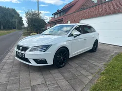 Weiß Gebraucht 2018 Seat Leon ST Ecomotive Kombi | 12.990 € (Guter Preis)