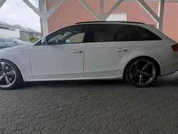 Weiß Gebraucht 2011 Audi A4 S-Line Kombi | 7.299 € (Fairer Preis)