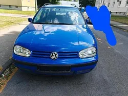 Blau Gebraucht 2001 VW Golf IV Kombi | 1.800 € (Guter Preis)