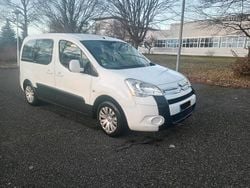 Weiß Gebraucht 2009 Citroën Berlingo Van / Kleinbus | 1.700 € (Guter Preis)
