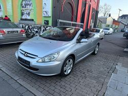 Grau Gebraucht 2005 Peugeot 307 CC Sport Cabrio | 3.990 € (Etwas zu teuer)