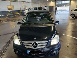 Schwarz Gebraucht 2008 Mercedes B170 Van / Kleinbus | 3.099 € (Fairer Preis)