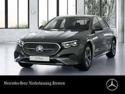 Grau Gebraucht 2024 Mercedes E200 Avantgarde Limousine | 50.980 € (Teuer)
