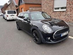 Schwarz Gebraucht 2018 Mini One Clubman Kombi | 12.999 € (Guter Preis)