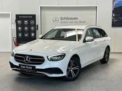 Polarweiß Gebraucht 2023 Mercedes E200 Kombi | 43.480 € (Fairer Preis)