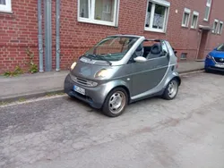 Grau Gebraucht 2002 Smart ForTwo Cabrio Cabrio | 1.500 €