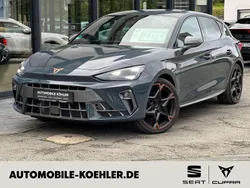 Fiord blau Gebraucht 2024 Cupra Leon Limousine | 33.990 € (Fairer Preis)