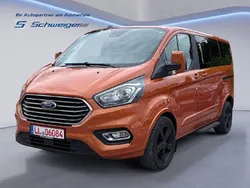 Orange Gebraucht 2020 Ford Tourneo Kombi | 35.900 € (Teuer)