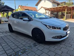 Weiß Gebraucht 2013 Kia Ceed Spirit Limousine | 6.250 € (Fairer Preis)