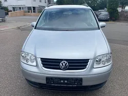 Silber Gebraucht 2003 VW Touran Trendline Van / Kleinbus | 2.399 € (Teuer)