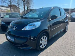 Schwarz Gebraucht 2009 Peugeot 107 Urban Move Kleinwagen | 3.480 € (Fairer Preis)