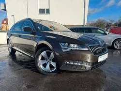 Magneticbraun metallic Gebraucht 2020 Skoda Superb Style Kombi | 24.999 € (Fairer Preis)