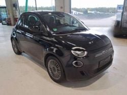 Schwarz Gebraucht 2022 Fiat 500e Icon Kleinwagen | 18.590 € (Guter Preis)