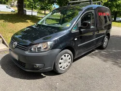 Schwarz Gebraucht 2010 VW Caddy Van / Kleinbus | 4.100 € (Fairer Preis)