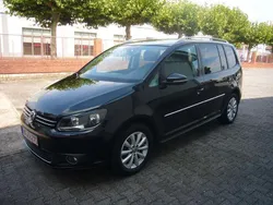 Schwarz Gebraucht 2013 VW Touran Highline Van / Kleinbus | 13.999 € (Teuer)