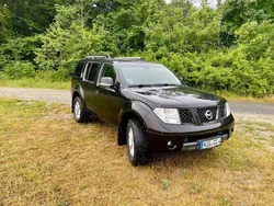 Schwarz Gebraucht 2008 Nissan Pathfinder SUV | 11.999 € (Etwas zu teuer)