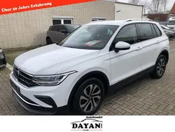 Weiß Gebraucht 2023 VW Tiguan Active SUV | 25.800 € (Fairer Preis)