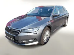 Grau Gebraucht 2023 Skoda Superb Style Kombi | 35.488 € (Guter Preis)