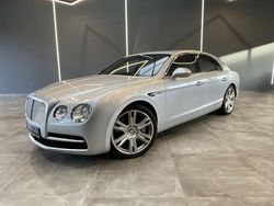 Silber Gebraucht 2015 Bentley Flying Spur Limousine | 48.900 €