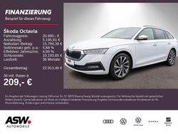 Moonweiss metallic Gebraucht 2023 Skoda Octavia Clever Kombi | 20.990 € (Fairer Preis)
