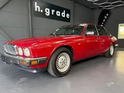 Jaguar XJ40