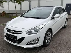 Weiß Gebraucht 2014 Hyundai i40 Edition Kombi | 6.499 € (Fairer Preis)