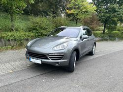 Grau Gebraucht 2010 Porsche Cayenne SUV | 21.000 €
