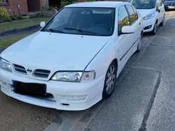 Weiß Gebraucht 1997 Nissan Primera Limousine | 1.050 €
