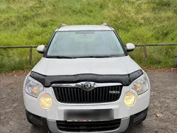 Weiß Gebraucht 2013 Skoda Yeti SUV | 7.200 € (Superpreis)