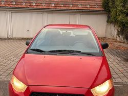 Rot Gebraucht 2009 Mitsubishi Colt | 1.700 € (Etwas zu teuer)