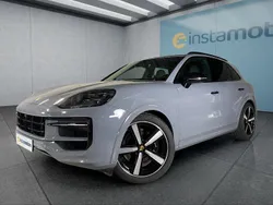 Grau Gebraucht 2024 Porsche Cayenne S SUV | 133.899 €