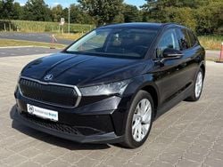 Schwarz Gebraucht 2022 Skoda Enyaq iV Loft SUV | 24.400 € (Guter Preis)