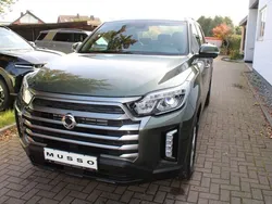 Grün Neu 2024 Ssangyong Musso Sapphire SUV | 43.995 € (Etwas zu teuer)